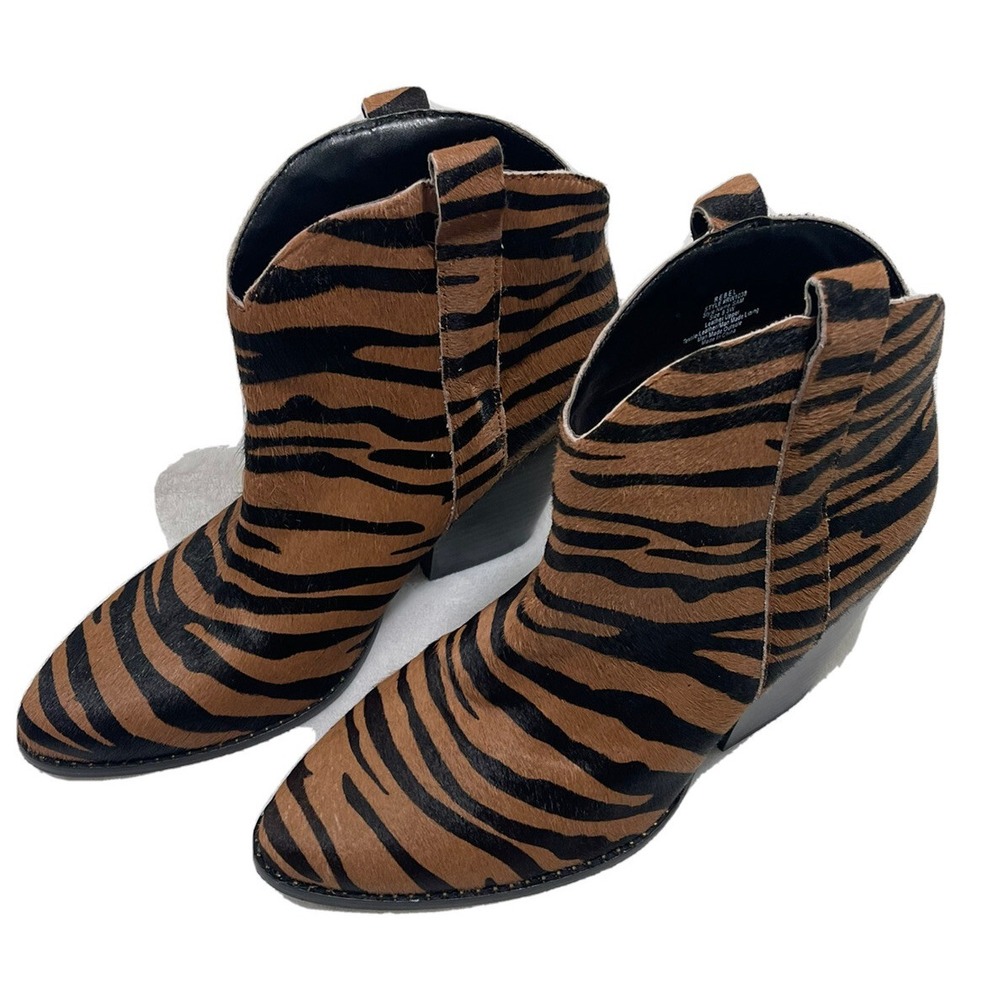 Rebel Wilson Sam Black & Brown Tiger Print Calf Hair Western Bootie Sz 9 W New